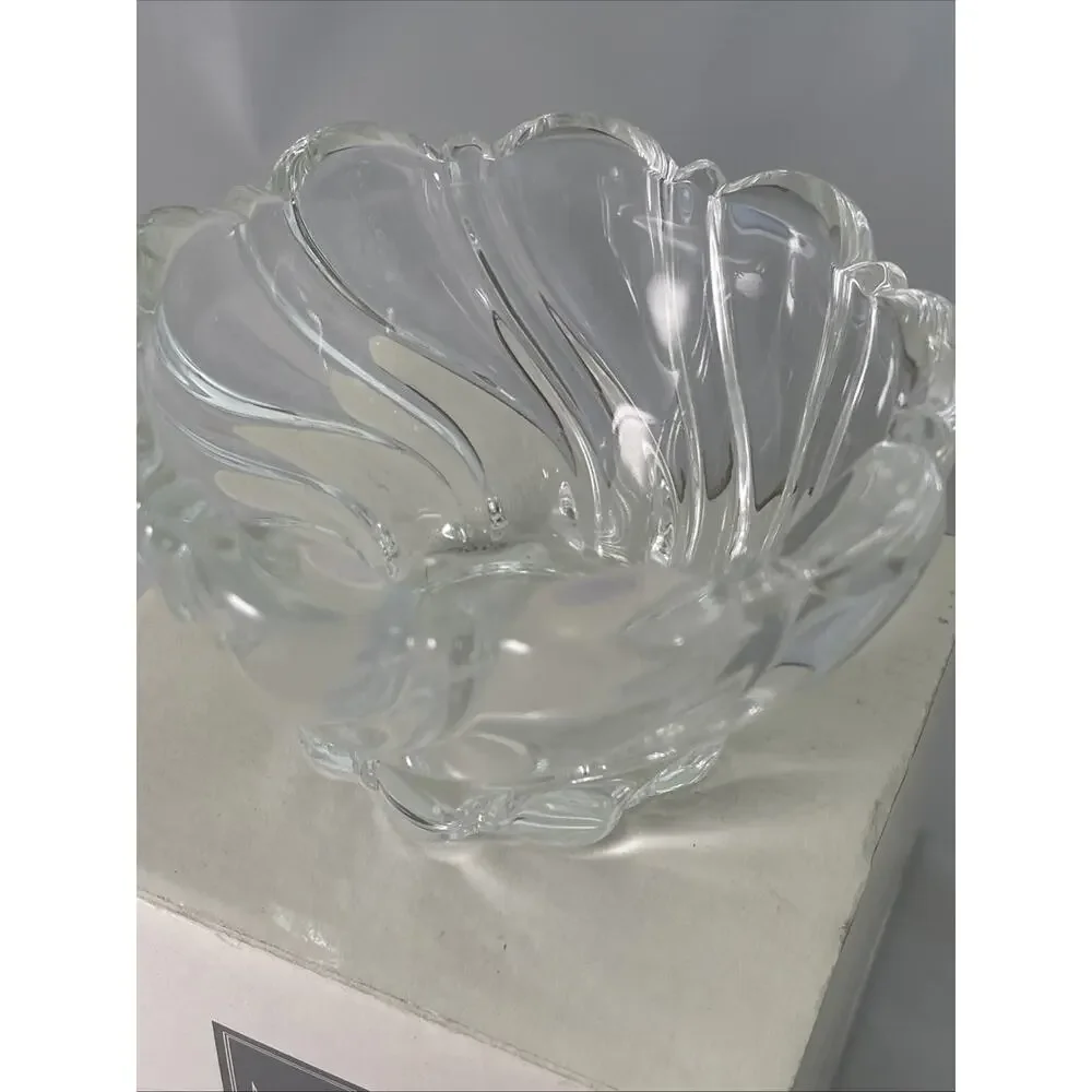 Mikasa Peppermint Clear Swirl Bowl Glass Candy